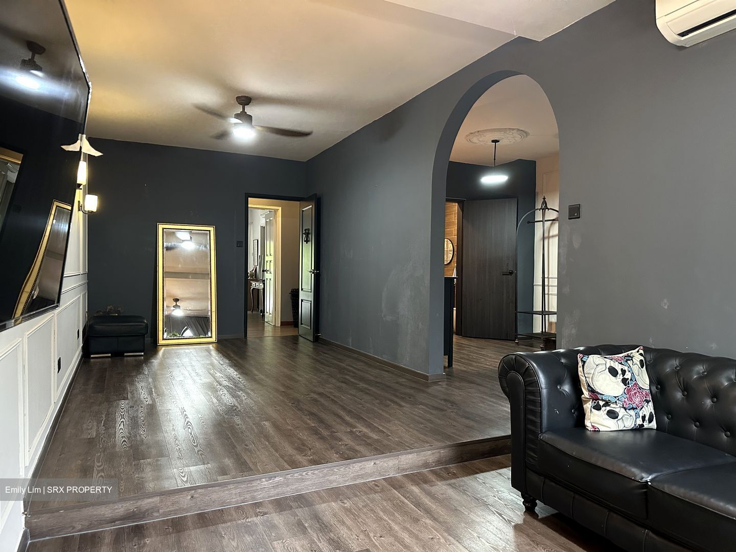 Parry Park (D19), Terrace #561435791